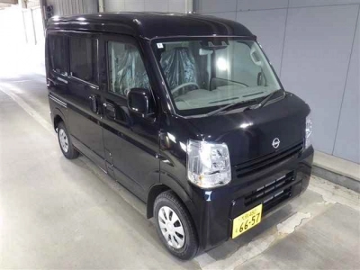 NISSAN CLIPPER VAN