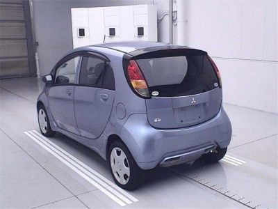 MITSUBISHI I