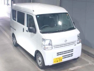 NISSAN CLIPPER VAN