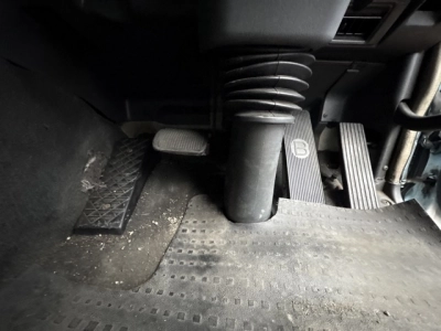 MITSUBISHI FUSO SUPER GREAT