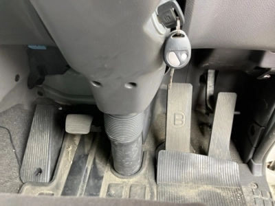 NISSAN UD