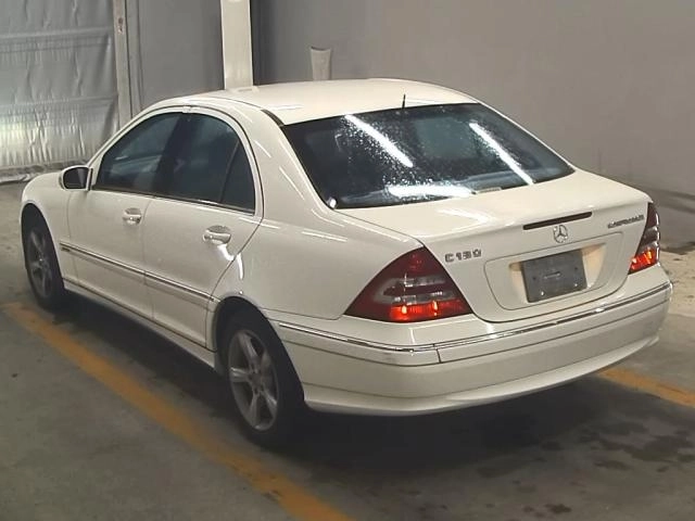 MERCEDES BENZ C CLASS