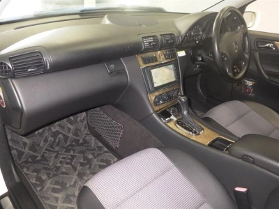 MERCEDES BENZ C CLASS