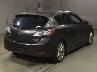 MAZDA AXELA SPORT