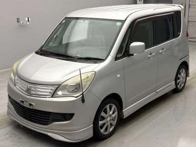 MITSUBISHI DELICA D:2