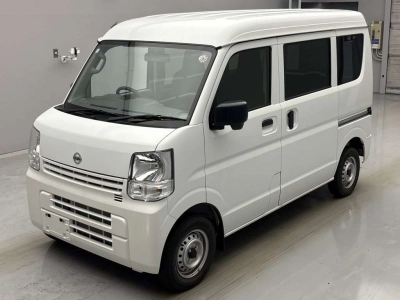 NISSAN NV100 CLIPPER