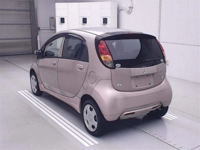 MITSUBISHI I