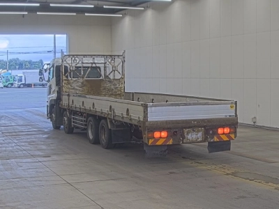 NISSAN UD