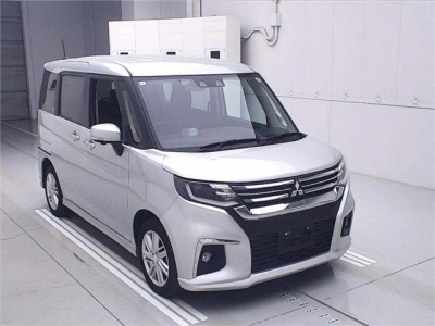MITSUBISHI DELICA D:2