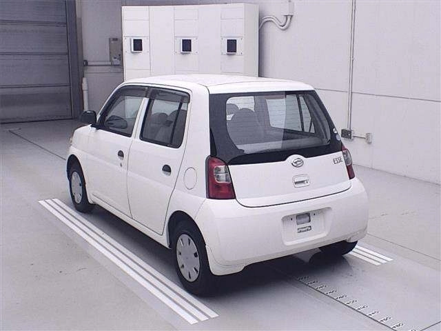 DAIHATSU ESSE