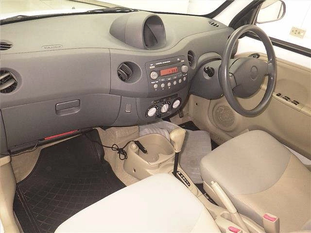 DAIHATSU ESSE