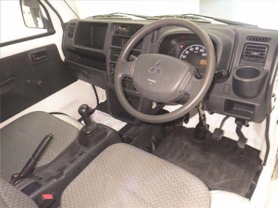 MITSUBISHI MINICAB