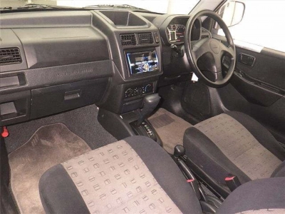 MITSUBISHI PAJERO MINI