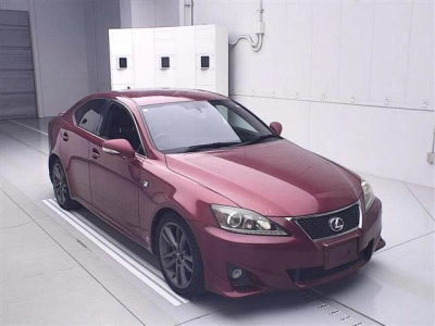 LEXUS IS