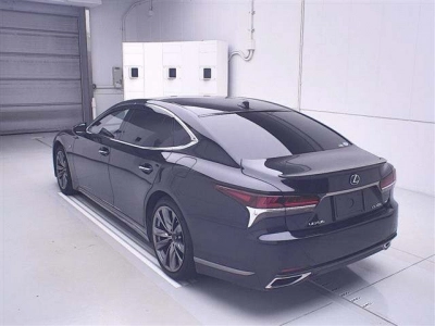 LEXUS LS
