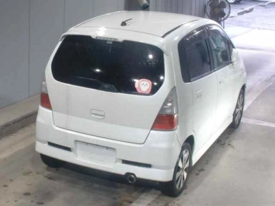 SUZUKI MRWAGON