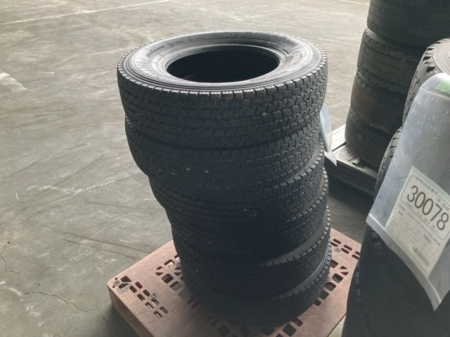 OTHER  TIRE SET