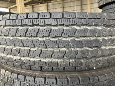 OTHER  TIRE SET