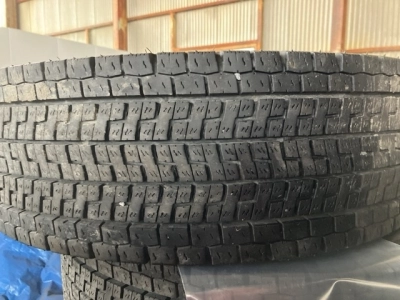 OTHER  TIRE SET