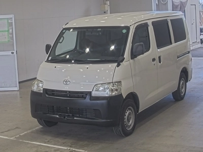 TOYOTA TOWN ACE VAN