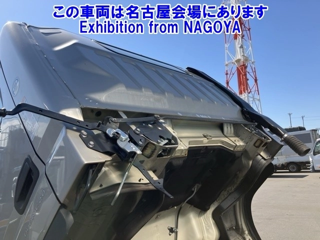 MITSUBISHI CANTER