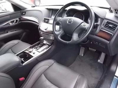 NISSAN FUGA