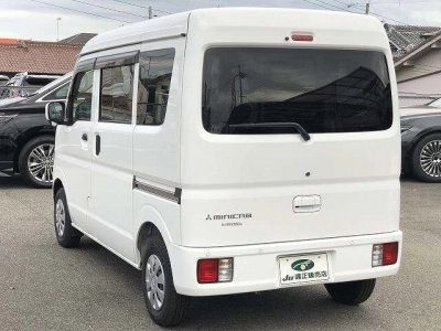 MITSUBISHI MINICAB