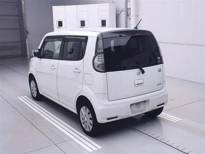 SUZUKI MRWAGON
