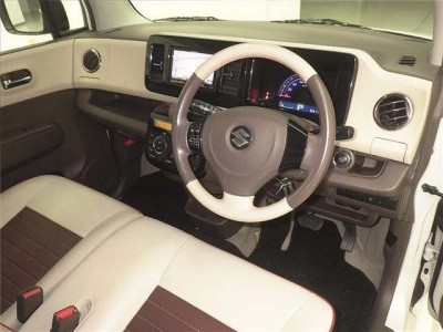 SUZUKI MRWAGON