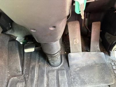 NISSAN UD