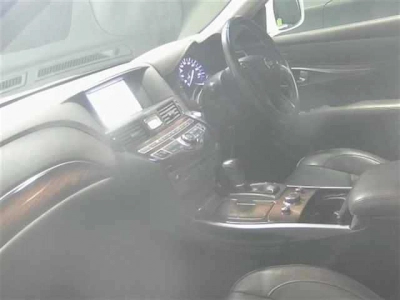 NISSAN FUGA
