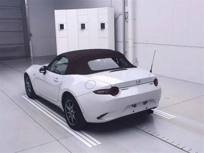 MAZDA ROADSTER