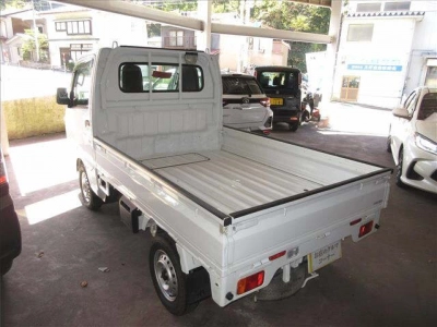 NISSAN NT100 CLIPPER