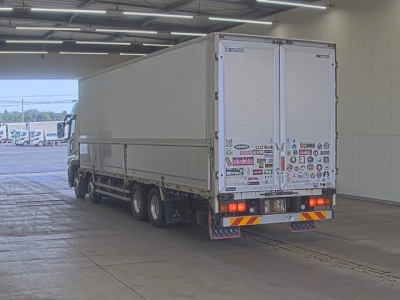 MITSUBISHI FUSO SUPER GREAT