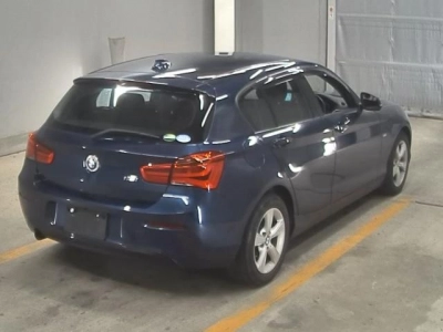 BMW 1 SERIES