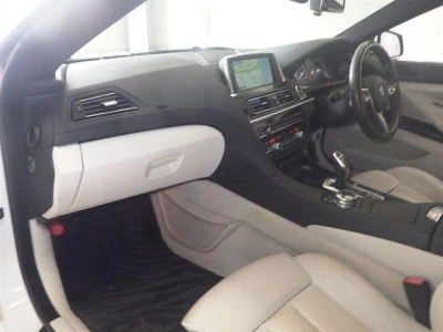 BMW 6 SERIES
