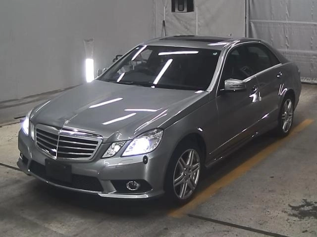 MERCEDES BENZ E CLASS