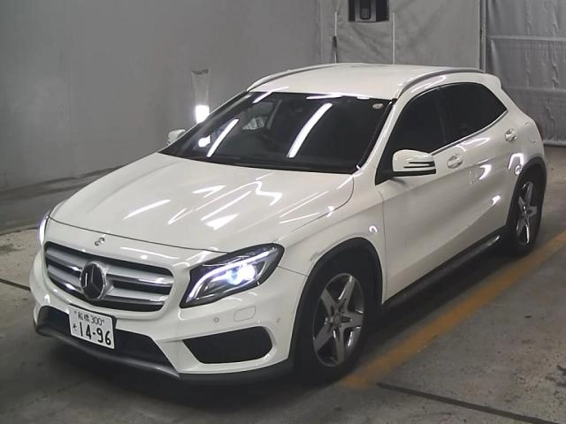 MERCEDES BENZ GLA