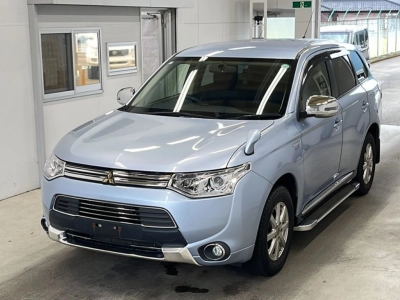 MITSUBISHI OUTLANDER PHEV