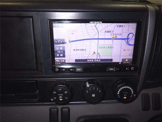 MITSUBISHI CANTER