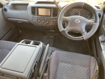 NISSAN CARAVAN