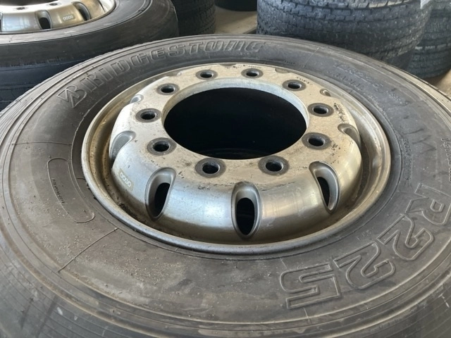OTHER  TIRE SET