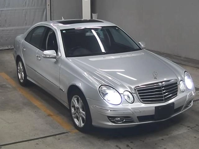 MERCEDES BENZ E CLASS