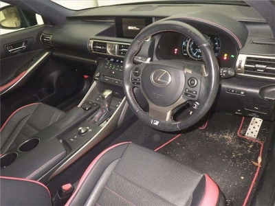 LEXUS IS