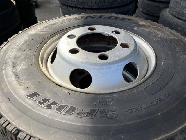OTHER  TIRE SET