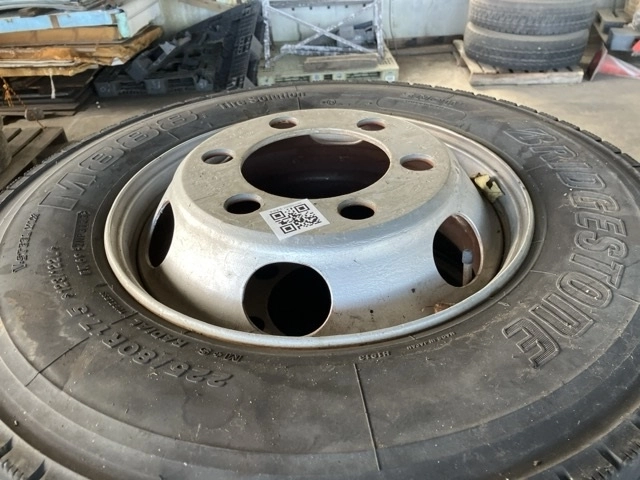OTHER  TIRE SET