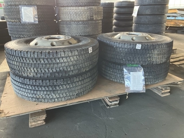 OTHER  TIRE SET