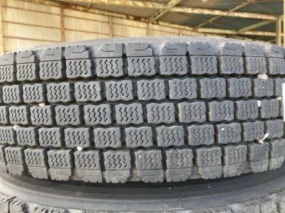 OTHER  TIRE SET