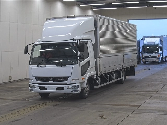 MITSUBISHI FUSO FIGHTER