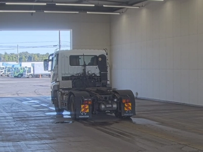 MITSUBISHI FUSO SUPER GREAT